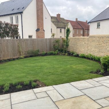 Landscape design in new build Oxford